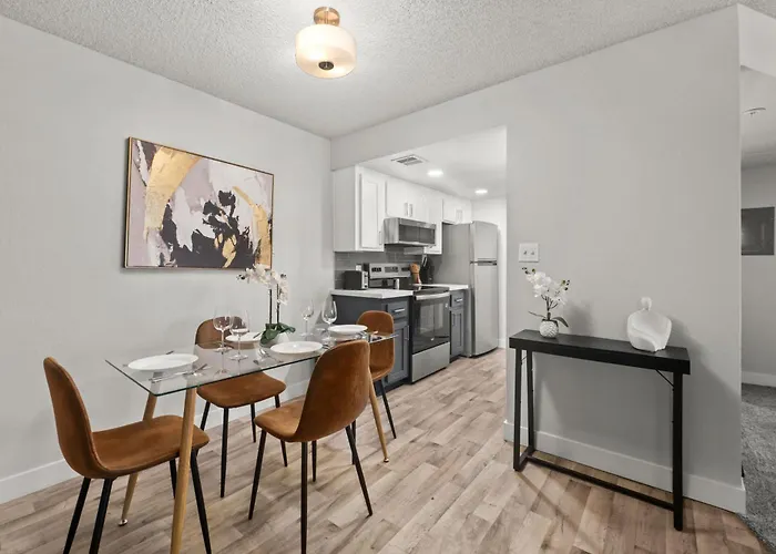 Comfortable Asu-area 2br With Pool Outdoor Grills & Wifi Apartment Tempe