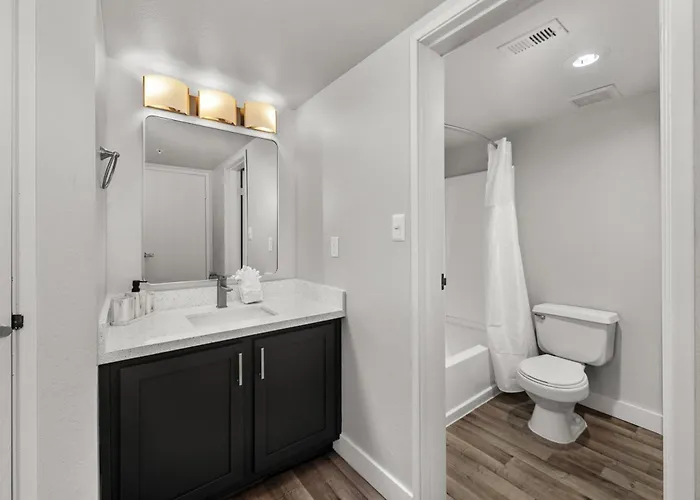 Apartment Comfortable Asu-area 2br With Pool Outdoor Grills & Wifi Tempe
